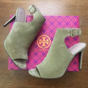 Suede Brittania Sandals By Tory Burch